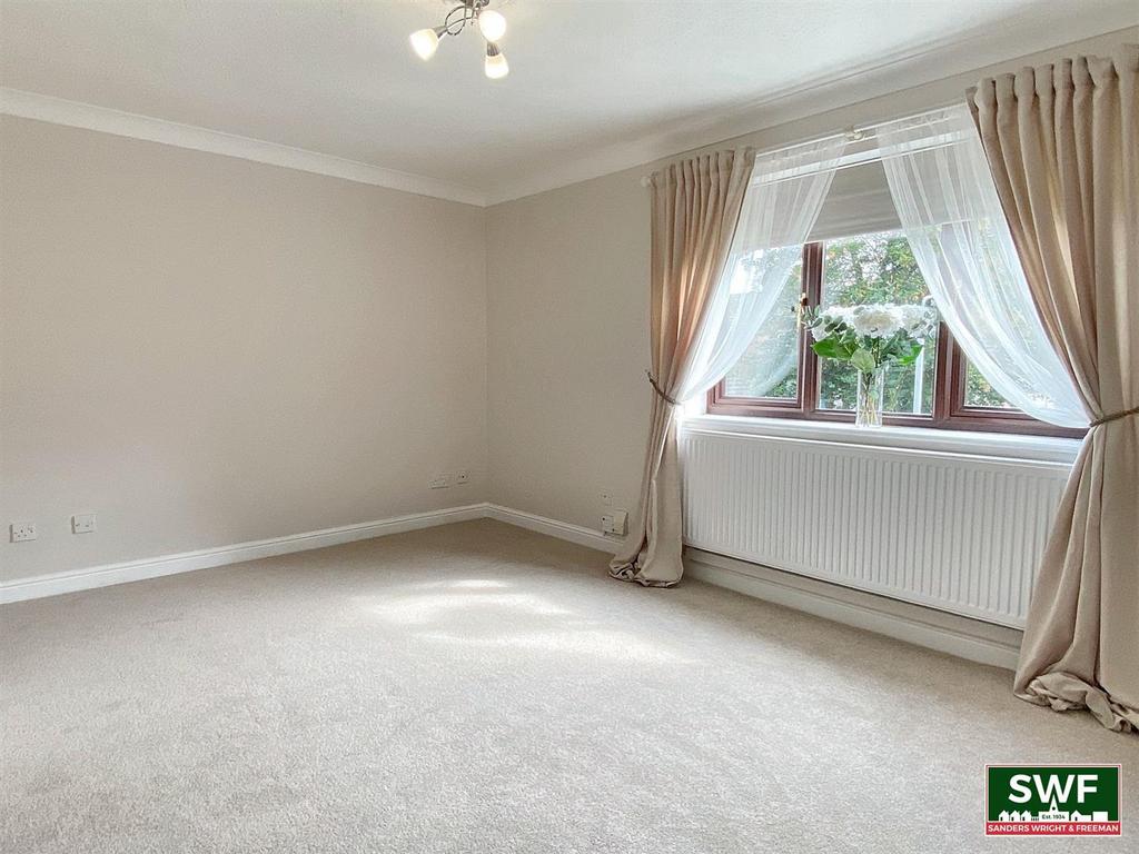 Living room2.jpg