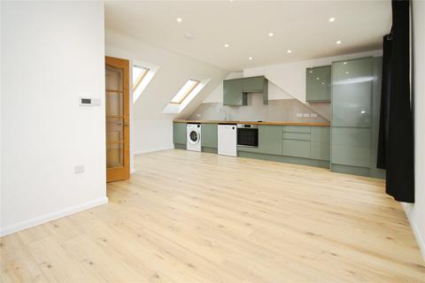 2 bedroom apartment to rent, Stratford Close, Dagenham, RM10