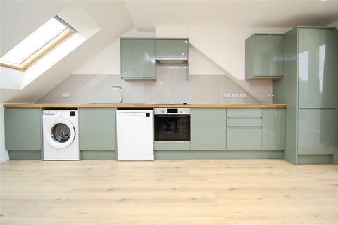 2 bedroom apartment to rent, Stratford Close, Dagenham, RM10