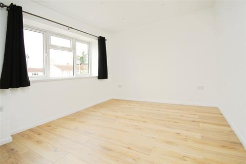 2 bedroom apartment to rent, Stratford Close, Dagenham, RM10