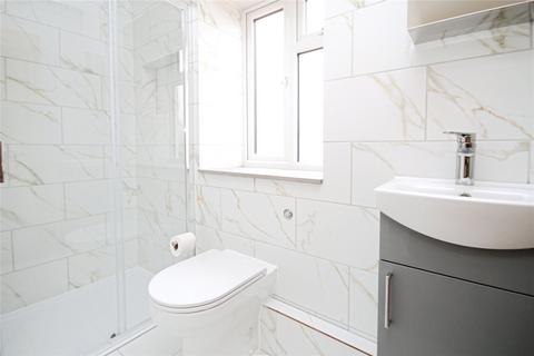 2 bedroom apartment to rent, Stratford Close, Dagenham, RM10