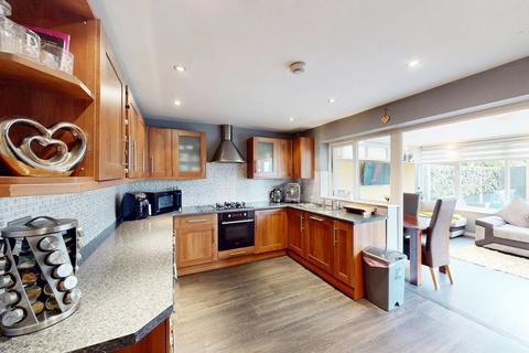 3 bedroom semi-detached house for sale, Pewfist Green, Westhoughton, BL5