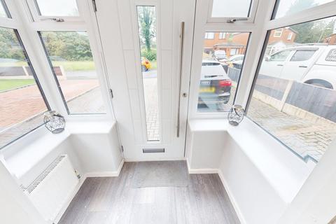 3 bedroom semi-detached house for sale, Pewfist Green, Westhoughton, BL5