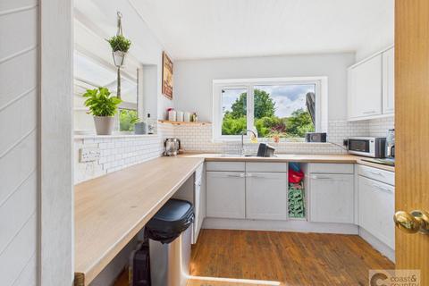 2 bedroom detached bungalow for sale, Applegarth Avenue, Newton Abbot