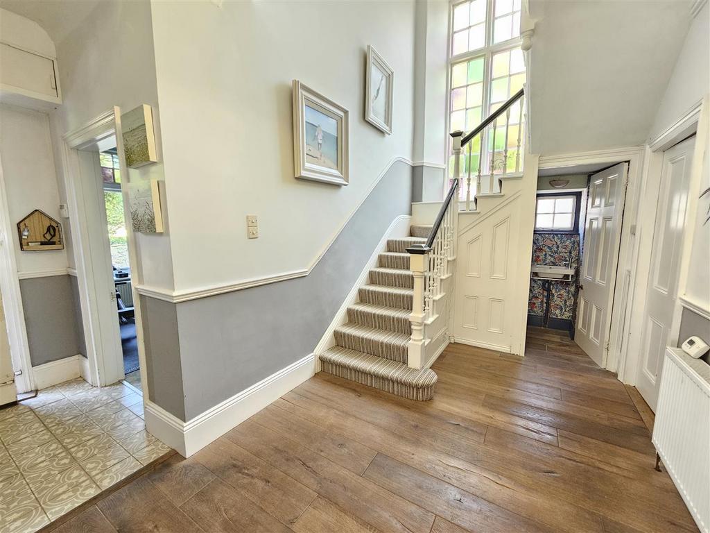 Entrance Hall.jpg