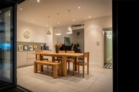 8 Brunswick Road, Kingston Upon Thames, KT2 6SA