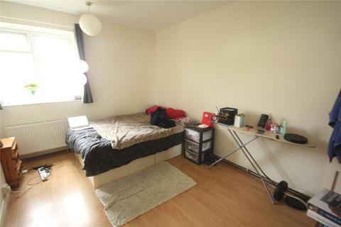 3 bedroom apartment to rent, Kingsnympton Park, Kingston upon Thames, KT2