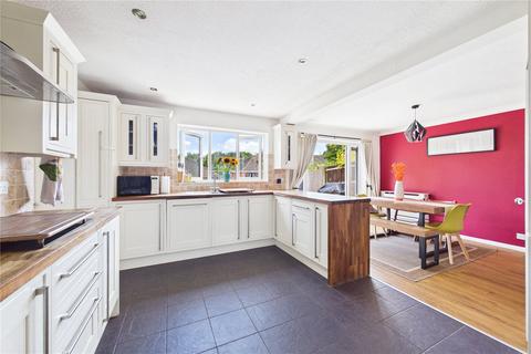 27 Dauntless Road, Burghfield Common, Reading, RG7 3NZ