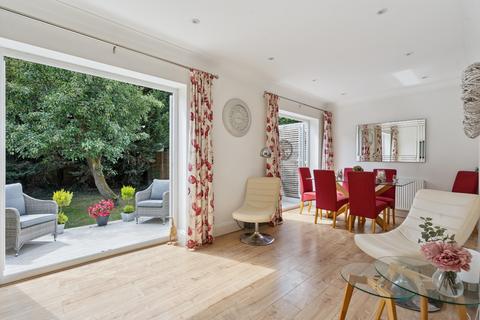 3 bedroom semi-detached house for sale, Bell Close, Pinner, HA5