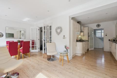 3 bedroom semi-detached house for sale, Bell Close, Pinner, HA5