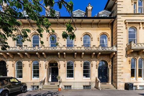 6 bedroom house for sale, Lypiatt Terrace, Cheltenham GL50