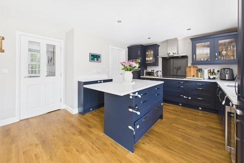 64 Brambling Way, Hardwicke, Gloucester, GL2 4DS