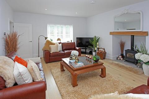 5 bedroom detached house for sale, Tibberton, Newport