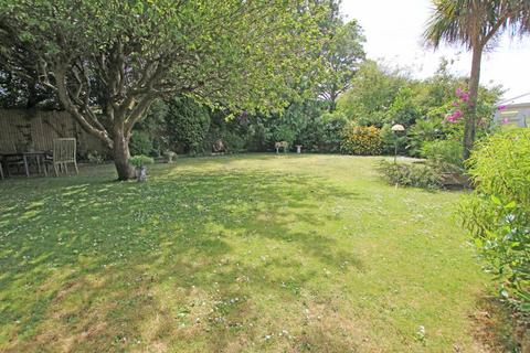 undefined, Salisbury Close, Eastbourne, BN22 0JY