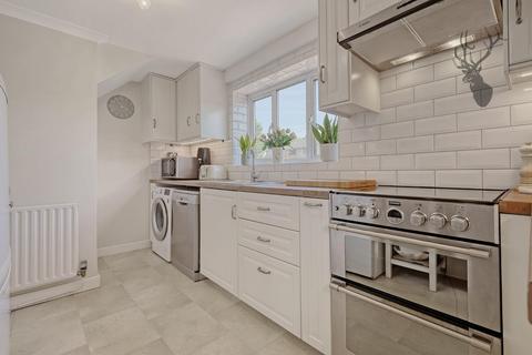 71 Beaconfield Road, Epping, CM16 5AS