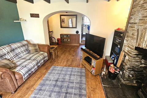 3 The Square, Bere Alston, Yelverton, PL20 7BH
