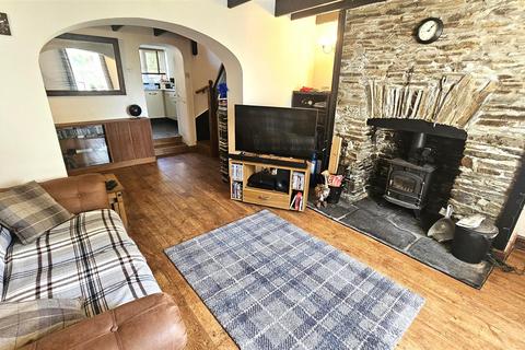 3 The Square, Bere Alston, Yelverton, PL20 7BH