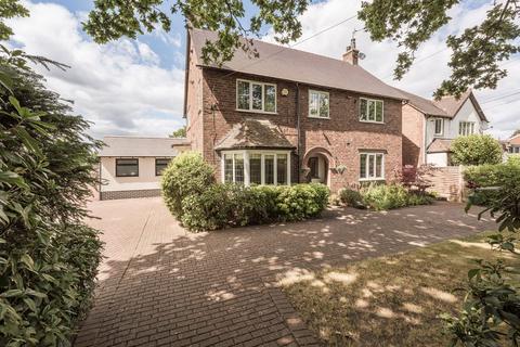140 Blake Street, Sutton Coldfield, B74 4EU