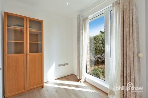 undefined, Kings Drive, Edgware, HA8