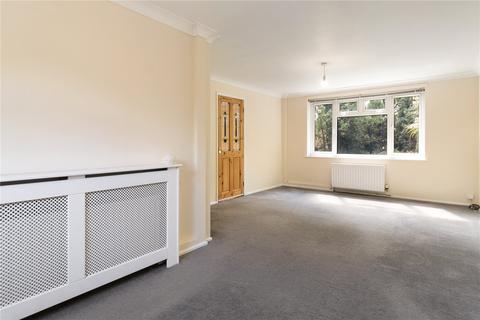 12 Swans Walk, Alvechurch, Birmingham, B48 7NQ