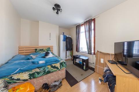 undefined, Fortescue Road, Edgware, HA8