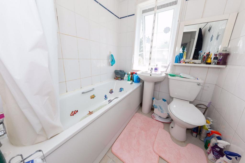 Family bathroom