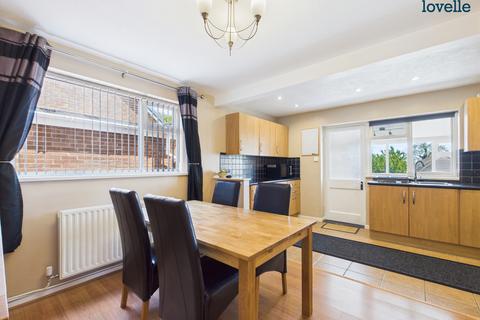 5 Holly Close, Cherry Willingham, Lincoln, LN3 4BH