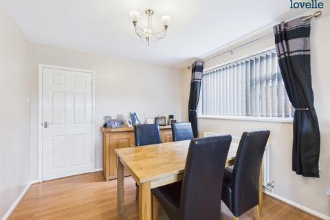 5 Holly Close, Cherry Willingham, Lincoln, LN3 4BH
