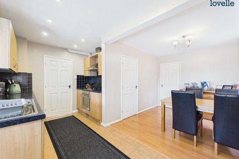 5 Holly Close, Cherry Willingham, Lincoln, LN3 4BH