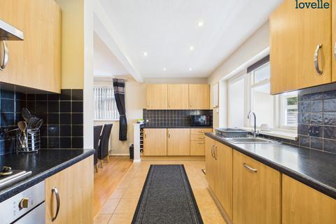 5 Holly Close, Cherry Willingham, Lincoln, LN3 4BH