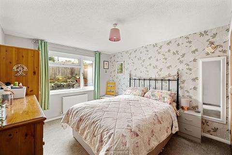 17 Beresford Road, Dover, CT17 0QS
