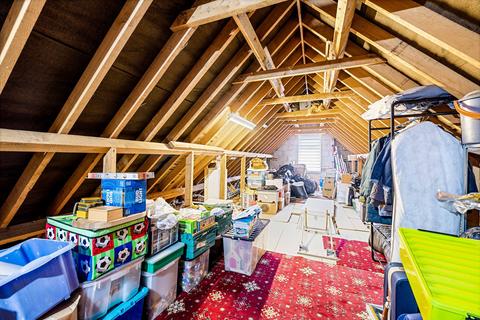 17 Beresford Road, Dover, CT17 0QS