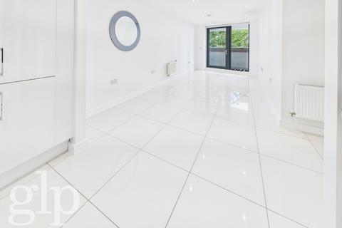 undefined, Eagle Heights, Tottenham Hale, N17
