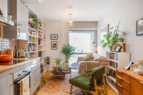 1 bedroom flat for sale, Cutter Lane, London SE10