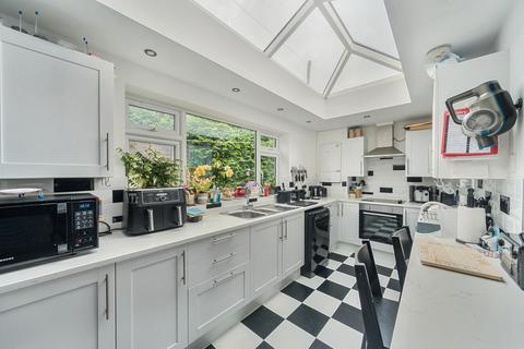 4 bedroom detached house for sale, Little Shore Lane, Bishops Waltham, Southampton, Hampshire, SO32