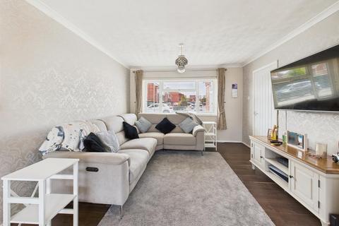 3 bedroom semi-detached house for sale, Fairford Way, Gloucester