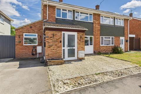 3 bedroom semi-detached house for sale, Fairford Way, Gloucester