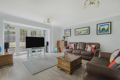 4 bedroom detached house for sale, Chesterfield Drive, Sevenoaks