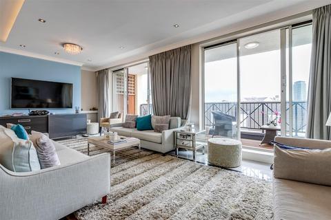 3 bedroom penthouse to rent, The Quadrangle, Chelsea SW10