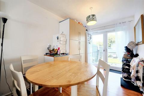 3 bedroom mews for sale, Kingswood Road, Nuneaton CV10