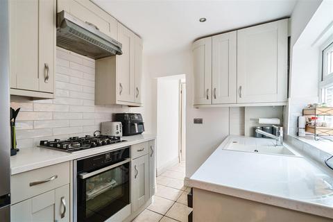 10 Windmill Lane, Long Ditton, Surbiton, KT6 5QE