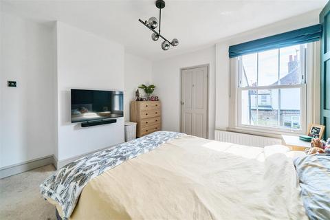 10 Windmill Lane, Long Ditton, Surbiton, KT6 5QE