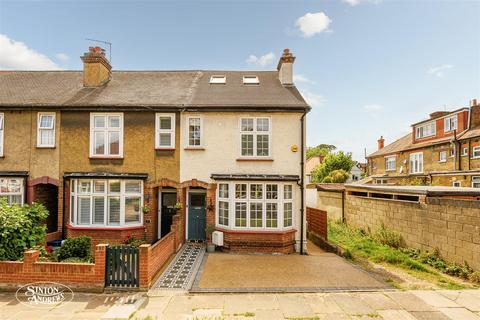 2 Clitherow Road, Brentford, TW8 9JS