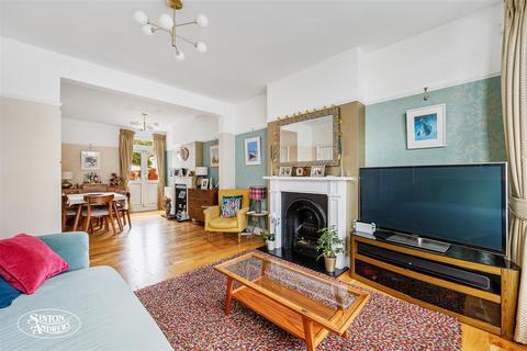 2 Clitherow Road, Brentford, TW8 9JS