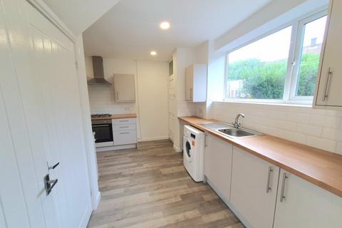 9 Dalkeith Square, Heywood, OL10 3QE