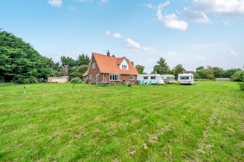 undefined, Mixed site Sleaford Road Heckington Lincolnshire NG34 9QW