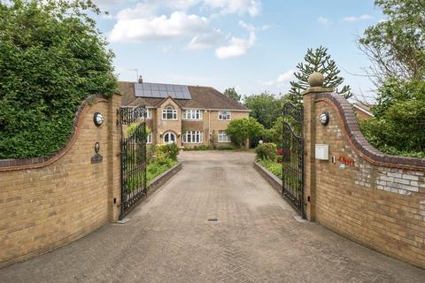 undefined, Mixed site Sleaford Road Heckington Lincolnshire NG34 9QW