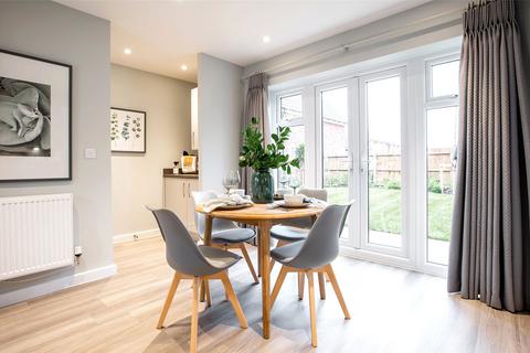 3 bedroom semi-detached house for sale, Kempshott Hill, Kempshott, Basingstoke