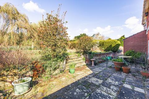 undefined, Chain Free in North Creake
