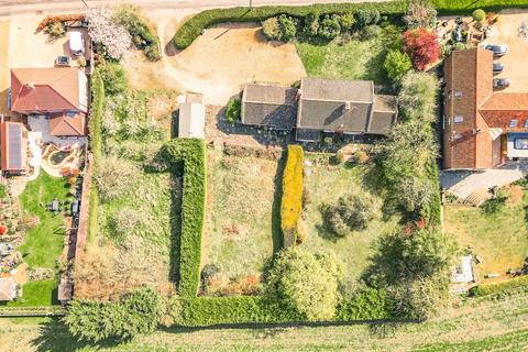 4 bedroom detached house for sale, Chain Free in North Creake